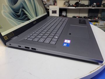 Б/в Ноутбук Acer 17/core 5 120u ddr5/16gb ddr5/ssd 512 gb/*інтегрована 01-200916967