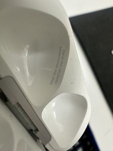 Б/в Навушники Apple airpods 4 01-200923874