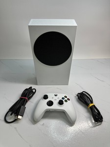 Б/в Ігрова приставка Microsoft xbox series s 512gb 01-200938375