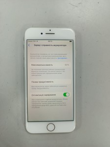 Б/в Мобільний телефон Apple iphone 8 64gb 01-200927633