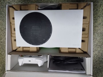 Б/в Ігрова приставка Microsoft xbox series s 512gb 01-200999810