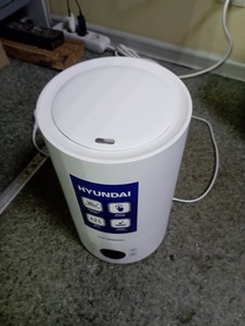 Б/в Зволожувач повітря Hyundai yeji42kr 01-201008460