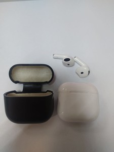 Б/в Навушники Apple airpods 4 01-201016536