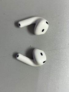 Б/в Навушники Apple airpods 4 01-201096432