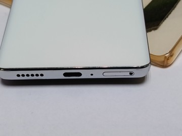 Б/в Мобільний телефон Tecno spark 20 pro+ 8/256gb 01-201101656