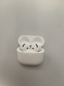 Б/в Навушники Apple airpods 4 with active noise cancellation 01-201152509
