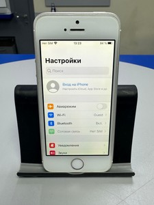 Б/в Мобільний телефон Apple iphone se 1 64gb 01-201179585