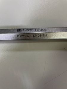 01-200391388: Swiss Tools pb 211.17