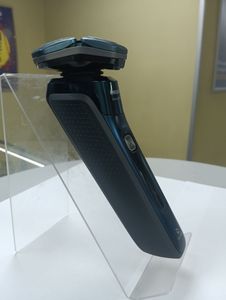 01-200775191: Philips shaver series 7000 s7786/55