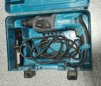 01-200790445: Makita hr2470