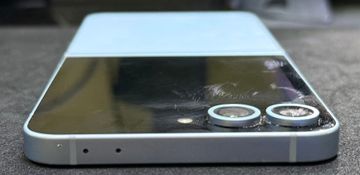 01-200794127: Samsung galaxy flip6 12/256gb