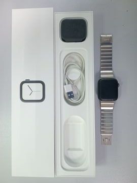 01-200740347: Apple watch series 4 gps 44mm aluminium case a1978