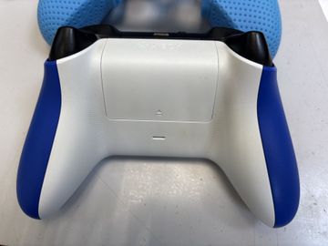 Б/у Игровой джойстик Microsoft 1914 xbox wireless controller 01-200797827