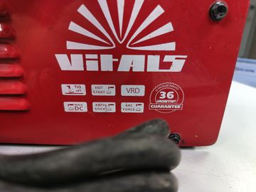 Б/в Зварювальний апарат Vitals mma 1400 lcd mini 01-200799957