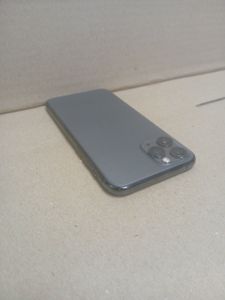 Б/в Мобільний телефон Apple iphone 11 64gb 01-200811592