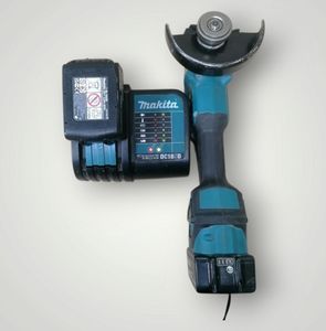 Б/в Кутова шліфмашина Makita dga513rtj 01-200772828