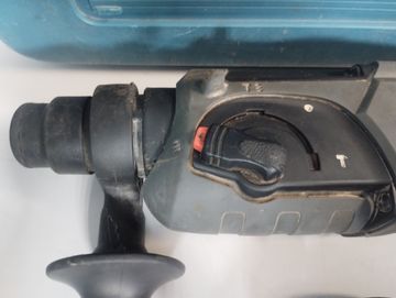 Б/у Перфоратор Makita hr2470ft 01-200779163