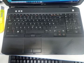 Б/в Ноутбук Dell 15/core i5 3320m ddr3/4gb ddr3/hdd 300 gb/ssd *відсутній/*інтегрована 01-200829104