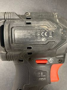 Б/в Шурупокрут Dnipro-M dtd-201bc ultra 1акб 4ah зп 01-200830836