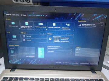 Asus 15/core i3 6006u ddr3/4gb ddr3/ssd 500 gb/geforce mx110 2gb