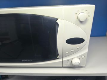 Б/в Мікрохвильова піч Samsung ce2874nr 01-200848651