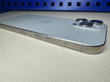 Б/в Мобільний телефон Apple iphone 16 pro max 256gb 01-200865220