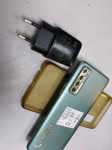 Б/в Мобільний телефон Tecno camon 17p cg7n 6/128gb 01-200886750