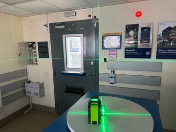 Б/в Лазерний нівелір Sndway sw-333g 01-200896869