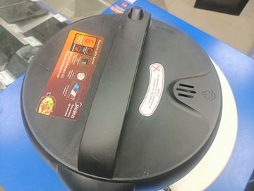 Б/у Мультиварка Midea mb-rs5010w2 01-200896858