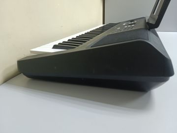 Б/у Синтезатор Yamaha psr-e373 01-200899561