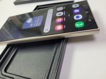 Б/у Мобільний телефон Samsung galaxy s24 ultra 12/256gb 01-200907567