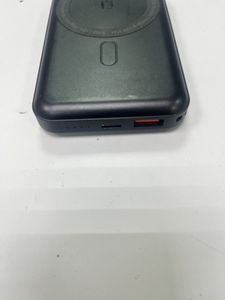 Б/у Повербанк Wiwu sc10000wht snap cube 22.5w & 10000mah 01-200914857