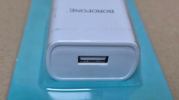 Б/у Сетевое зарядное устройство Borofone ba20a 16-000276439