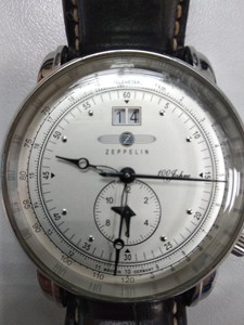 Б/в Годинник Zeppelin zeppelintachymeter base 1000 01-200928261