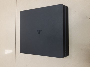 Б/в Ігрова приставка Sony playstation 4 slim 1tb 01-200931015