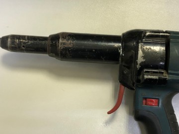 Б/у Заклепочник Time-Proof tac 500 01-200937680