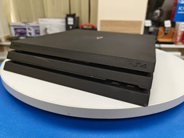 Б/в Ігрова приставка Sony playstation 4 pro 1tb 01-200938915