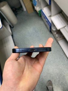 Б/в Мобільний телефон Apple iphone 15 pro max 256gb esim 01-200956944