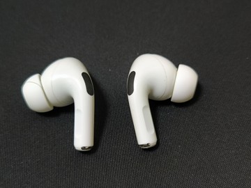 Б/в Навушники Apple airpods pro 2nd generation with magsafe charging case usb-c 01-200966579