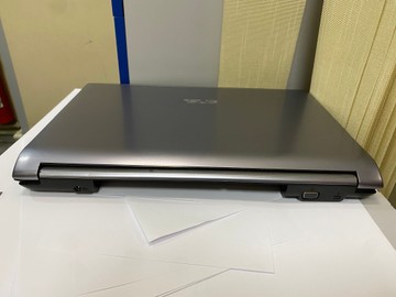 Б/в Ноутбук Asus 15/core i3 2350m ddr3/4gb ddr3/hdd 500 gb/ssd *відсутній/geforce 630m 01-200966025