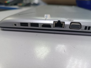 Hp 15/core i5 7200u ddr3/8gb ddr3/hdd *відсутній/ssd 256 gb/*інтегрована