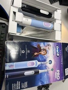 Б/в Електрична зубна щітка Oral-B pro series 1 d305.513.3 + pro kids d103.413.2k frozen 01-200995679