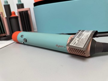 Б/у Фен Dyson hs05 complete long volumise strawberry bronze/blush 01-200996166