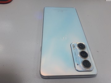 Б/в Мобільний телефон Motorola edge 20 8/128gb 01-201001298
