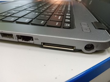 Б/в Ноутбук Hp 15/core i7 5600u ddr3/8gb ddr3/hdd 100 gb/ssd *відсутній/*інтегрована 01-200999067
