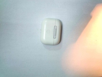 Б/в Навушники Apple airpods pro 2nd generation with magsafe charging case usb-c 01-201016993