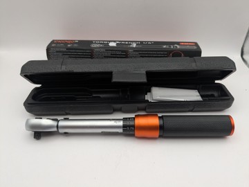 Б/в Ключ динамометричний Dnipro-M 1/4" 5-25 нм 01-201021221