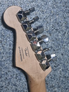 Б/в Електрогітара Fender squier bullet strat ht hss 01-200975761