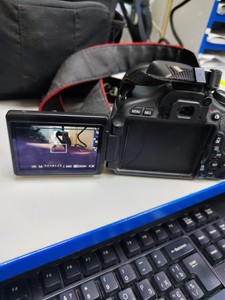 Б/в Фотоапарат Canon eos 600d + ef-s 18-135mm f/3,5-5,6 is stm 01-201042147