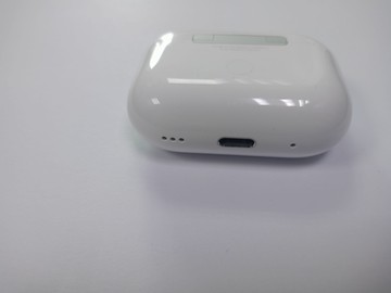 Б/в Навушники Apple airpods pro 2nd generation with magsafe charging case usb-c 01-201062685